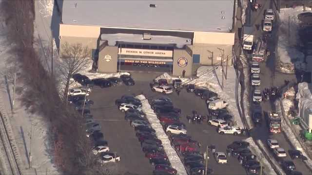 ferozwala's tweet photo. Suspected shooter dead after shooting at #Rhode_Island skating rink
The suspected shooter shot & killed himself, per #ABC News
#USA
https://t.co/3VEQMx0aeD
https://t.co/XKFguTHypU
📌The shooting happened at the Dennis M. Lynch Arena on Andrew D. Ferland Way in Pawtucket, just before 3 p.m.