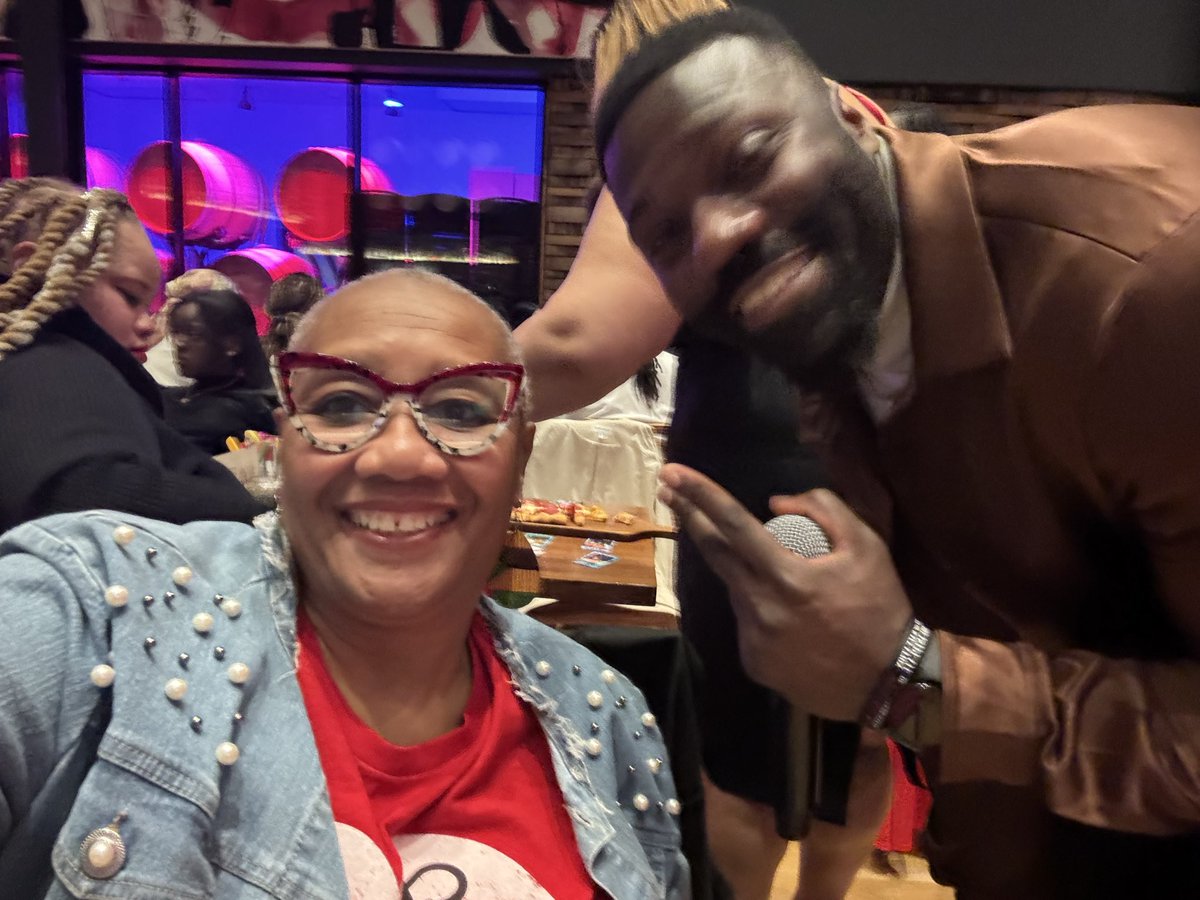 Kim Robinson tweet media