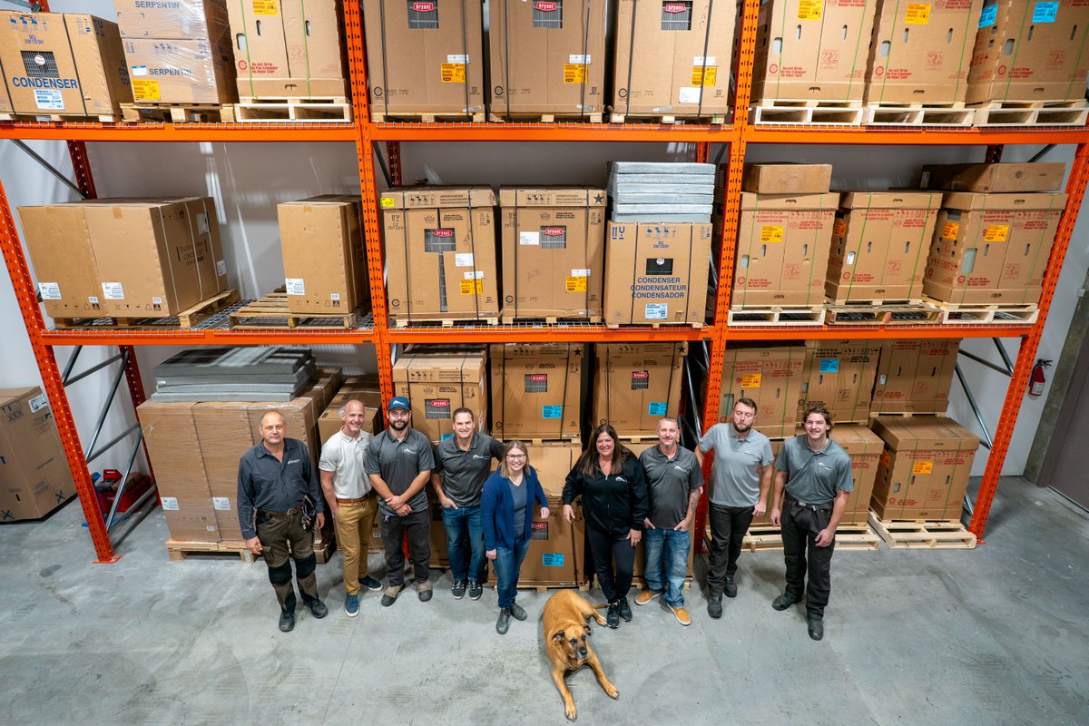TriumphHeating's tweet photo. From our Work Family to yours - Happy Family Day 🏚�� https://t.co/hR1M4iCekZ