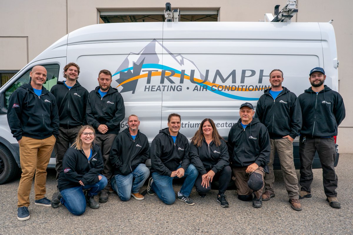 TriumphHeating's tweet photo. From our Work Family to yours - Happy Family Day 🏚�� https://t.co/hR1M4iCekZ