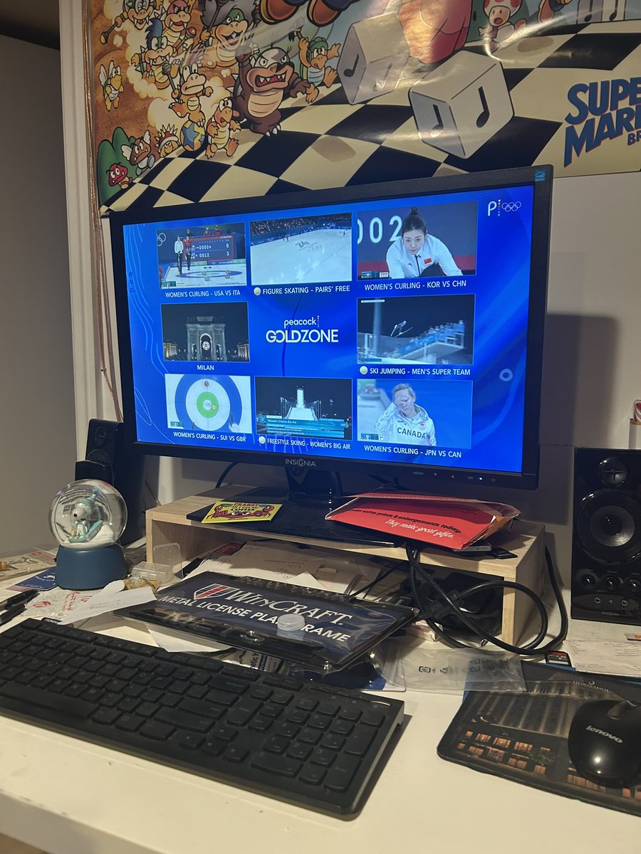 NYCKING's tweet image. It’s offseason for #nflredzone but Octobox does go on for #goldzone @scotthanson