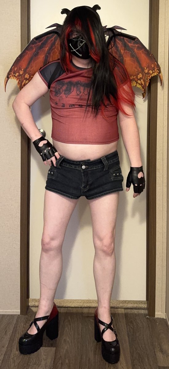FemboyFlood's tweet photo. I have been mildly obsessed lately with an incubus idea that is absolutely destined to become an audio and I think I finally fine tuned my version's look. https://t.co/TybPC4fsL5