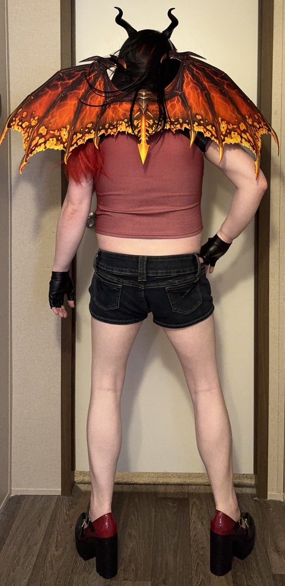 FemboyFlood's tweet photo. I have been mildly obsessed lately with an incubus idea that is absolutely destined to become an audio and I think I finally fine tuned my version's look. https://t.co/TybPC4fsL5