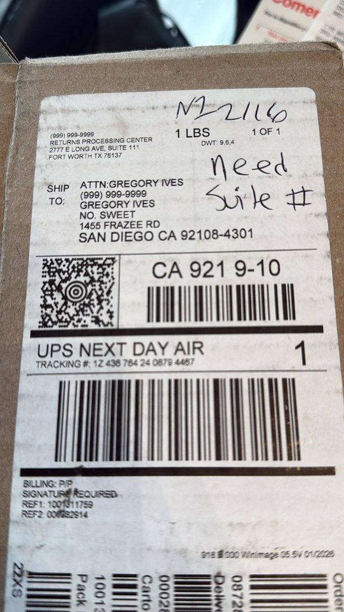 SDTitleGuy's tweet photo. @Verizon @VerizonSupport   You’re losing a 22 year customer. Your staff’s favorite word: “no, I’m sorry that’s not our procedure” for 8 days dealing with 2 replacement phones (because you send refurbished phones for warranty claims).  What’s wrong with this shipping label? 🤬 https://t.co/pB181frPF8