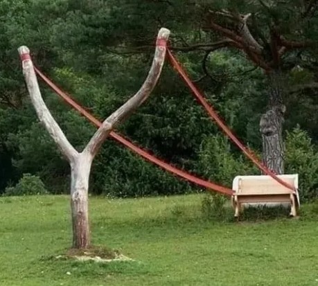 Imagein8's tweet image. Giant Slingshot Bench — Cornelia Konrads in Germany.
#ArtInstallation #GermanyArt #PublicArt #Sculpture