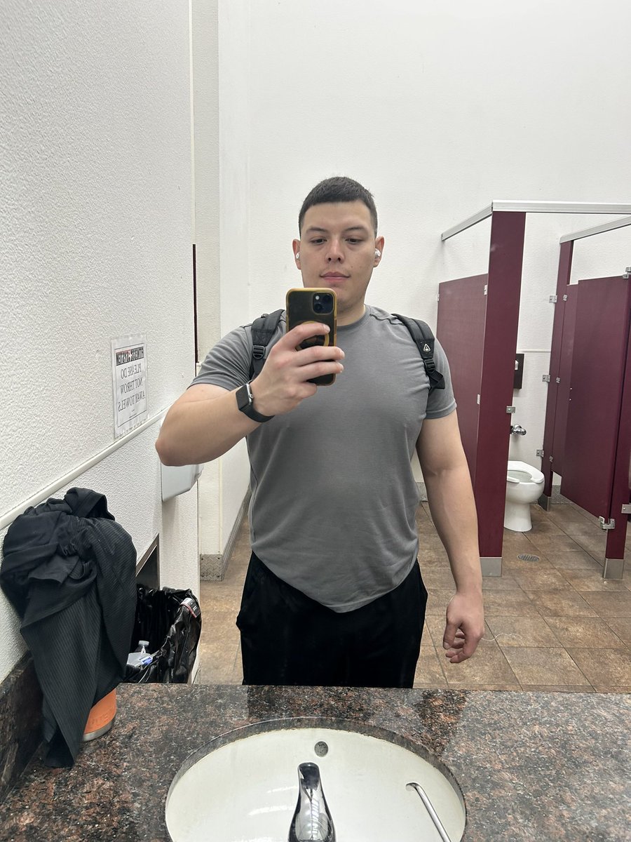 Day by day 🦍🦍