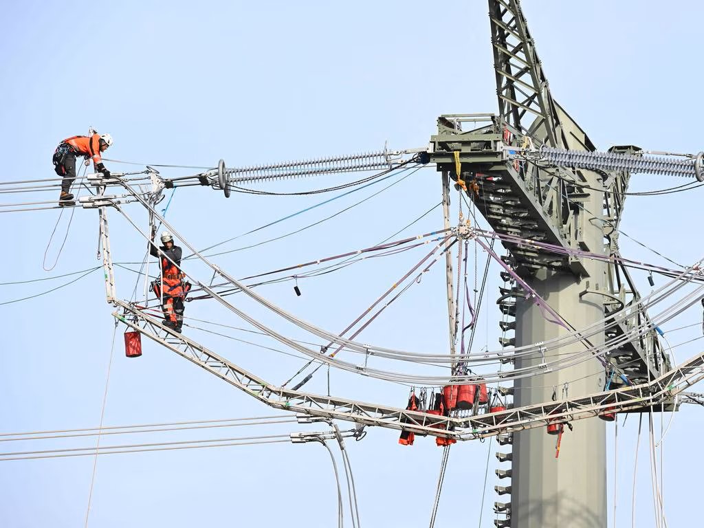 Stephen Anthony tweet media