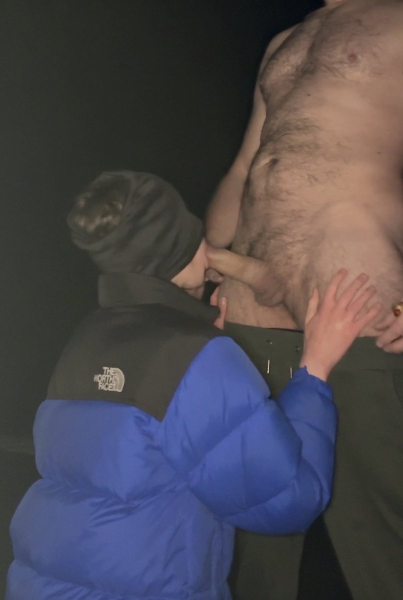 bedinbeefy's tweet photo. Hot Twink @cloveurr needed some direction from an alpha 🥵 
See full vid 👉🏽 https://t.co/DDnFcheAf8 https://t.co/yn9yykO2SP