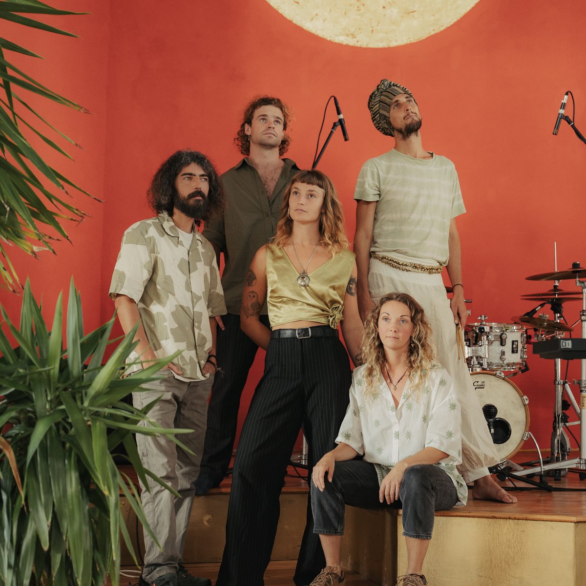 This will be so freakin' cool and we only have a few early bird tickets left, so best to get in quick.

Billie Maree Full Live Band EP Launch Gig at <a href="/bhtotnes/">𝗧𝗵𝗲 𝗕𝗮𝗿𝗿𝗲𝗹 𝗛𝗼𝘂𝘀𝗲, 𝗧𝗼𝘁𝗻𝗲𝘀</a>  on Friday 17th April.

Tickets > universe.com/events/billie-…

Spread the word, book your tickets &amp; come celebrate with us ❤️