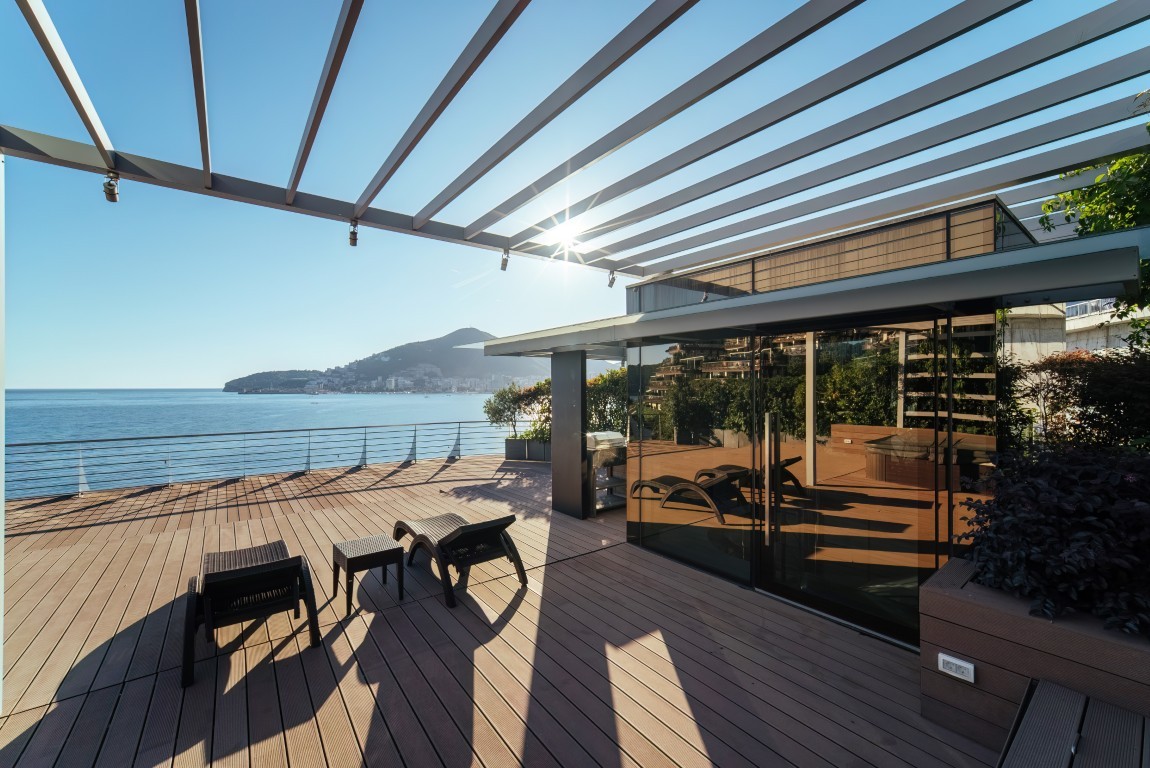 MontenegroReal2's tweet photo. TROPHY ASSET: Dukley Gardens Waterfront Penthouse | Budva 🇲🇪
💰 2,200,000€ 
📏 508m² Duplex (283m² Int + 225m² Rooftop) 
🛀 Dual Jacuzzis &amp; Rooftop BBQ 
🛡️ Gated Micro-City | 24/7 Security

https://t.co/UPSve96L3I

#LuxuryRealEstate #DukleyGardens #Budva #Montenegro2026 https://t.co/I3YzCjsVVc