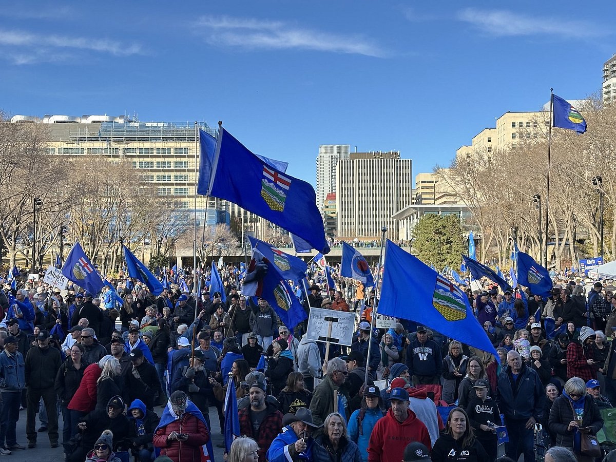 PJTheBelt's tweet image. My national flag.

Happy flag day