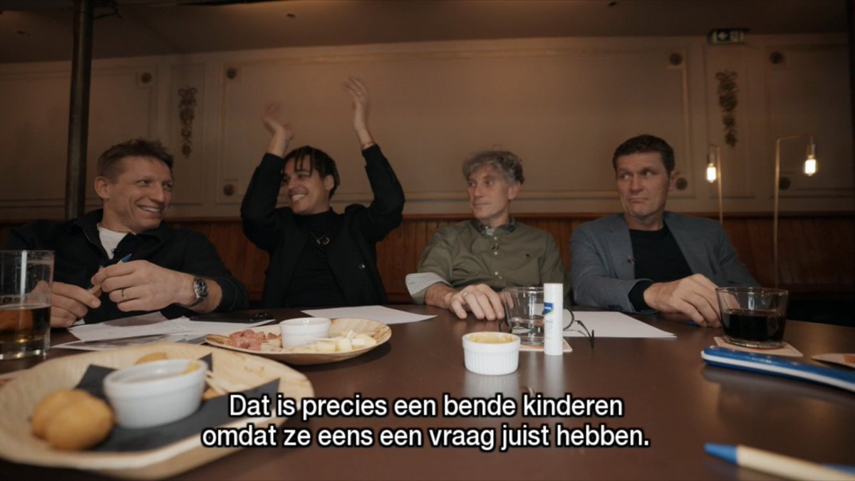 De Rosse Magiër tweet media