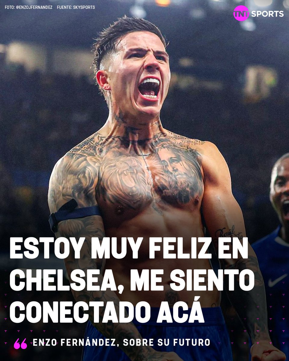 TNTSportsAR's tweet photo. "ESPERO GANAR MUCHÍSIMOS TÍTULOS ACÁ" 🏆 

Enzo Fernández habló sobre su actualidad en Chelsea y aseguró que se siente "muy feliz".

👉 "Obviamente, quiero seguir ganando cosas con el club, porque es lo que demanda esta camiseta. Estoy muy conectado con el club, me siento muy bien y espero ganar muchísimos títulos acá“, aseguró el 🇦🇷