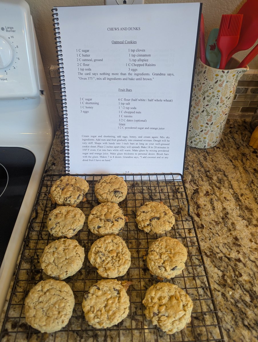 1StephEldridge's tweet photo. Great grandma's cookies never disappoint! I am so happy to have these recipes to continue through generations to come.
Enjoy! Let me know if you make these 🍪 https://t.co/5dkf6iszNP