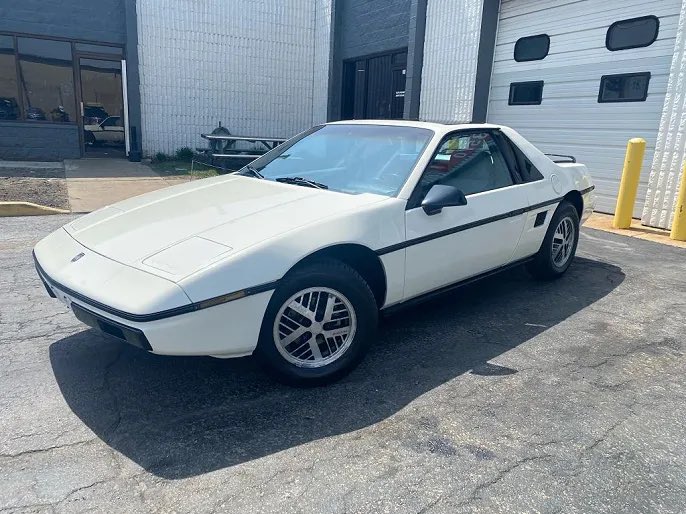 trexmortis's tweet photo. @EncorDesign Fiero vibes https://t.co/pMuQCVgYFx