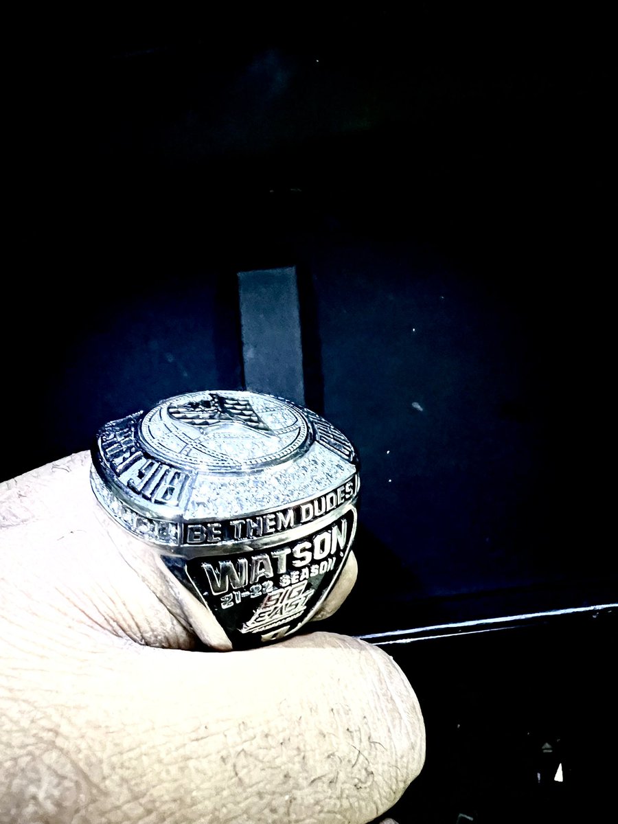 junathaen watson tweet media