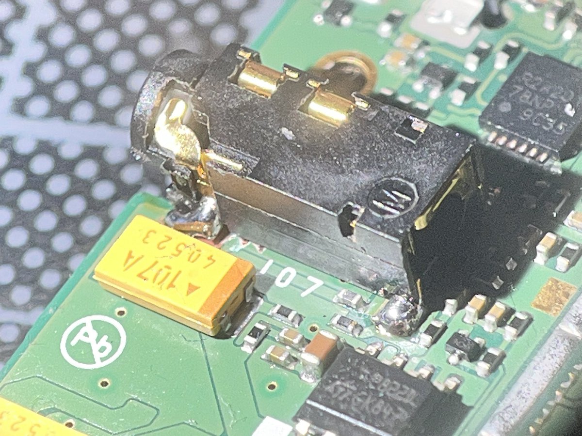 Flo (DF2ET) @ ::1 tweet media