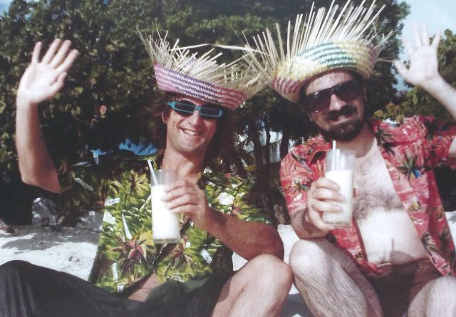 TheCinesthetic's tweet photo. Martin Scorsese and Robert De Niro on vacation writing Raging Bull https://t.co/tq94qZtqOQ