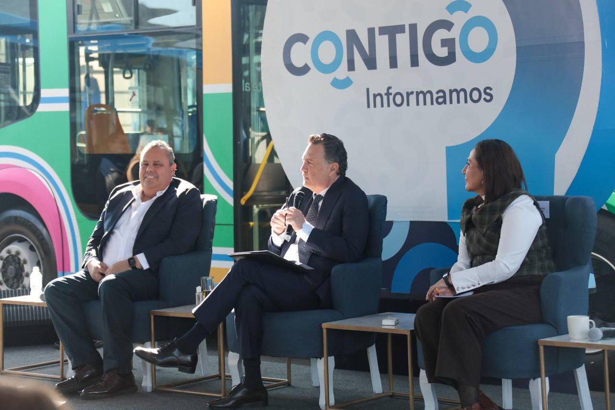 gcuanalo's tweet photo. Hoy en Café con Kuri, junto al gobernador Mauricio Kuri, presentamos la Tarjeta Bono Qrobus y el Bono Tarifa Unidos.

Desde Qrobus seguimos impulsando alternativas para que este año puedas ahorrar en tus traslados y aprovechar mejor tus ingresos. https://t.co/NNJlVx6Lxu