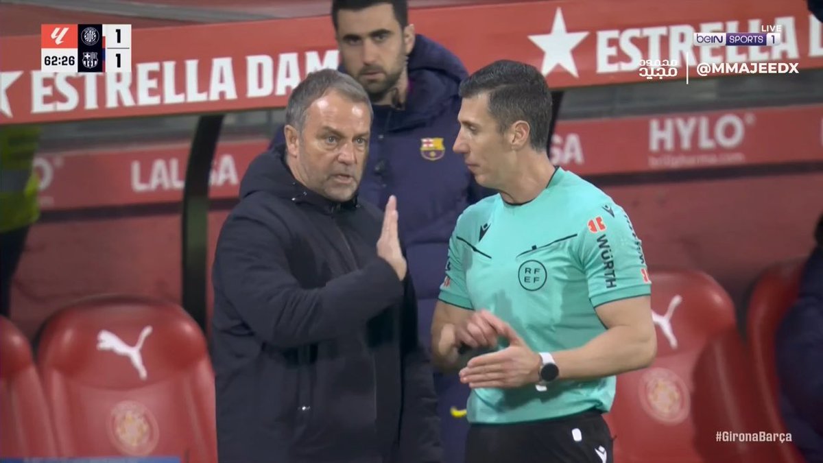 Hansi Flick muy enojado con los árbitros…

No era este el que decía que hay que respetarlos y no le gusta hablar de ellos? 🤭🤭