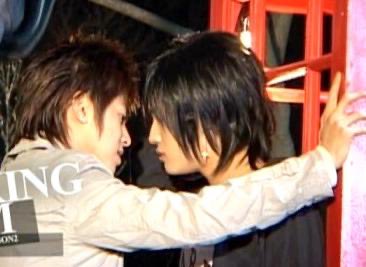 mypreciousjhy's tweet photo. แต่จริง ๆ Kpop นี่แหล่งผลิตสาววายเลยนะ (ฉันคนนึง) โดยเฉพาะค่าย SM สมัยก่อนนี่ มีคู่จิ้นพระราชทานเลยแหละ (คิดเอง) แล้วมีมาทุกยุค ขนาดประเทศมันแอนตี้ homo ยังแมสขนาดนี้ แต่พอมาเจอไทยที่โอเพ่นสุด ๆ ขายได้แบบเปิดเผย โตเร็วมากแบบก้าวกระโดดจริง https://t.co/ZqJCa5chiu