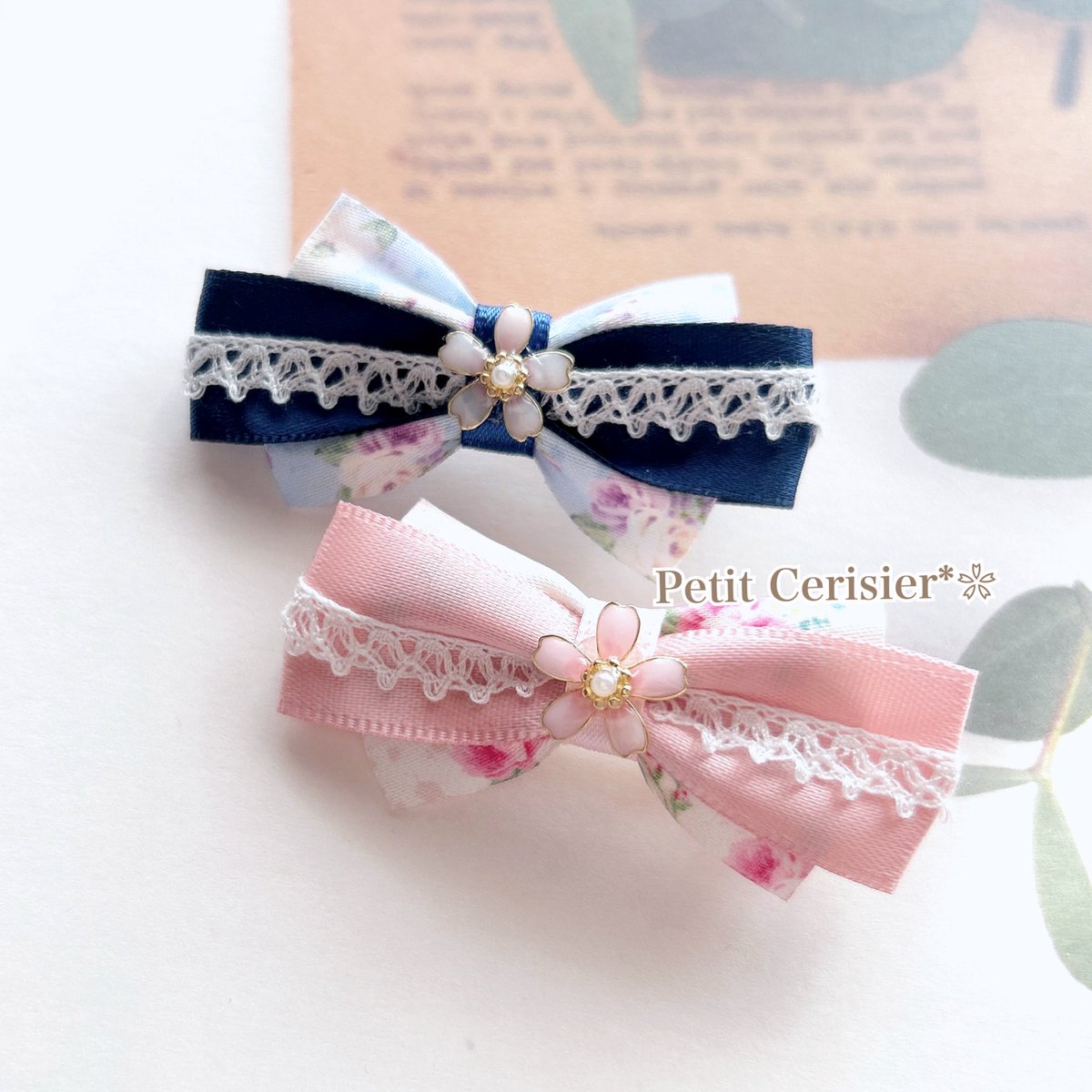 ꫛꫀꪝ✧‧˚･❀.｡.:*・ﾟ
桜のミニヘアクリップ🌸*･
⁡
ミニヘアクリップができました☺️
今回は2種類♬.*ﾟ
どちらの色がお好きですか？
⁡
 #桜  #ヘアクリップ