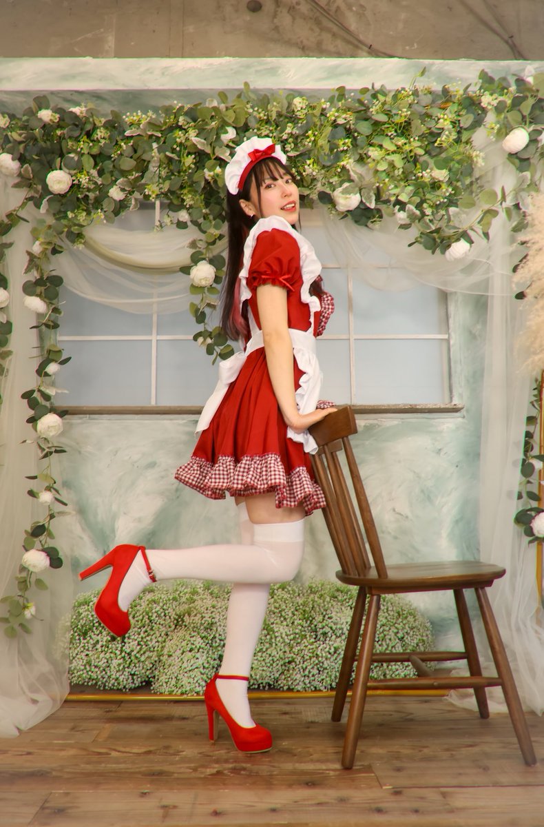 未里めい さん1387 <a href="/mei_misato0103/">未里めい🌻</a> 
#赤いメイドコス 2
#メイドコスプレ #japanesegirl #kawaii #写游会
