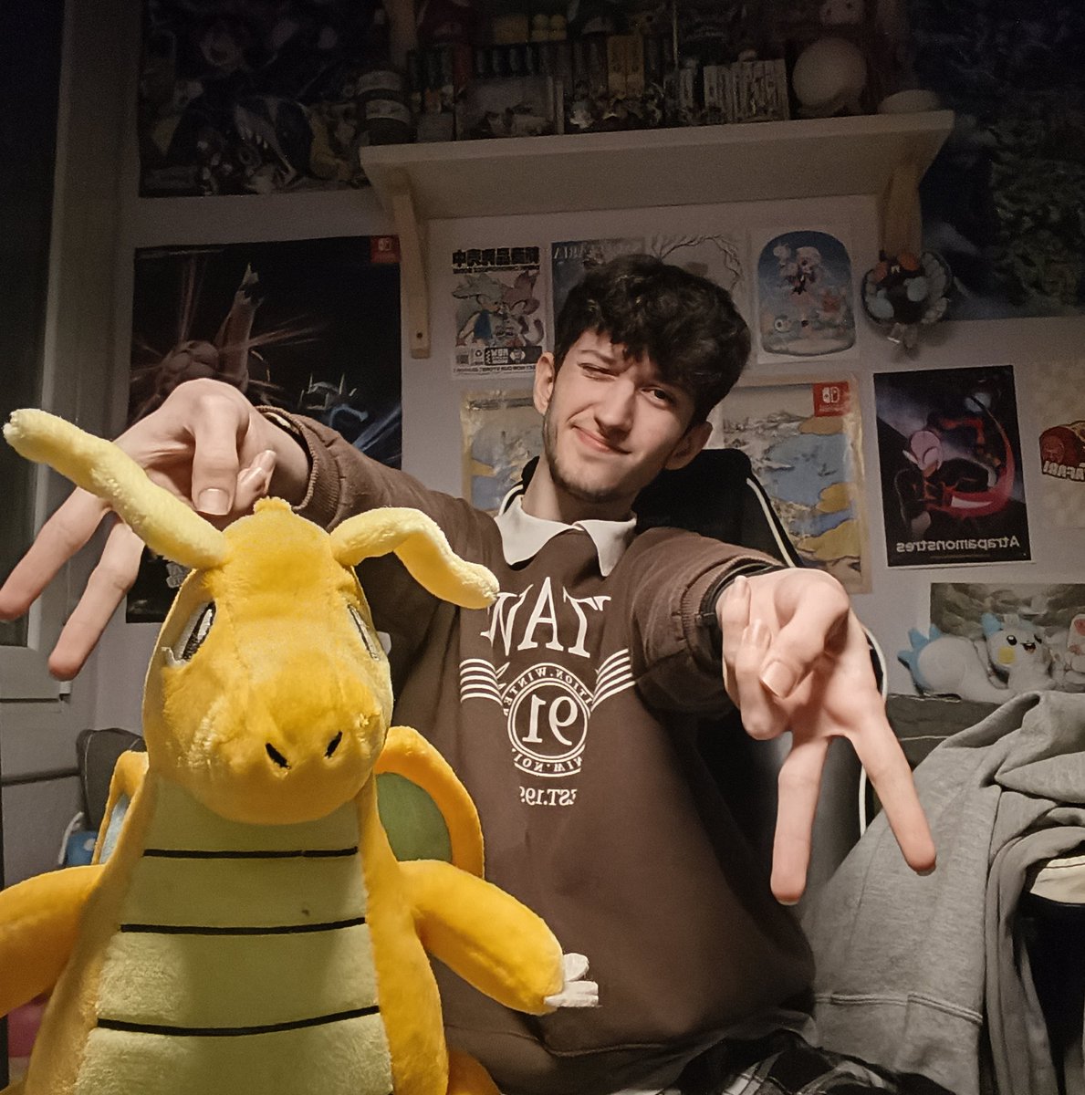 Uuurrii1's tweet photo. Mi grandullón por fin os puede saludar 😭🧡🐲

Si no le saludas de vuelta eres mala persona. https://t.co/MFhoRYHmTD