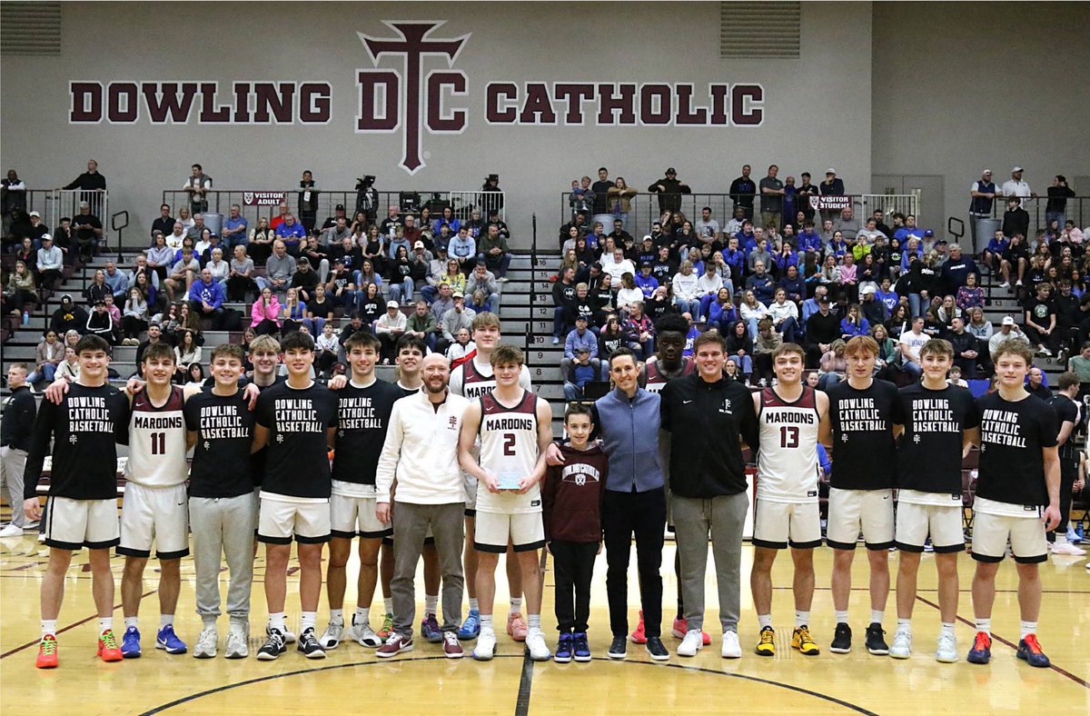 Dowling Catholic Boys Basketball tweet media