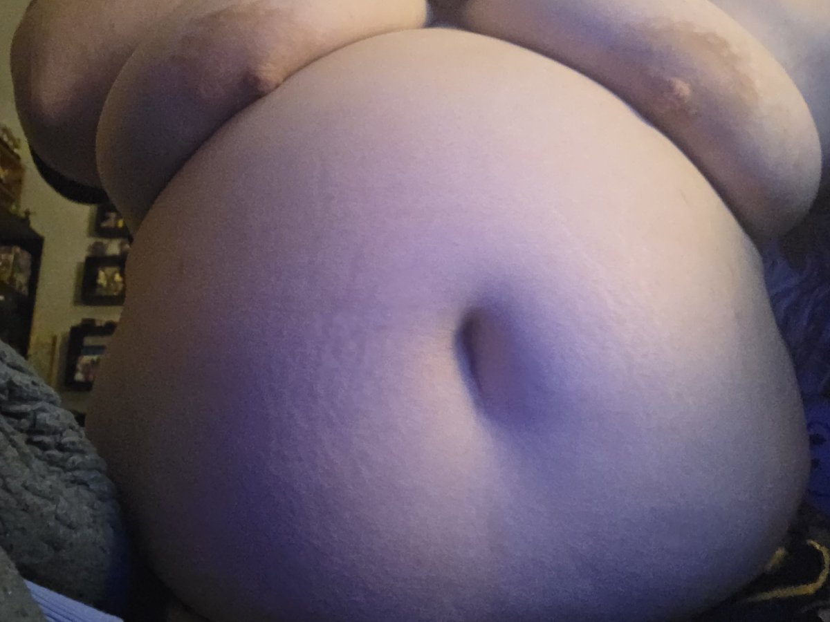 p0isonmilk's tweet photo. First post! 🤯
 Sending belly n moob pics!!! https://t.co/sgLenIKW4h