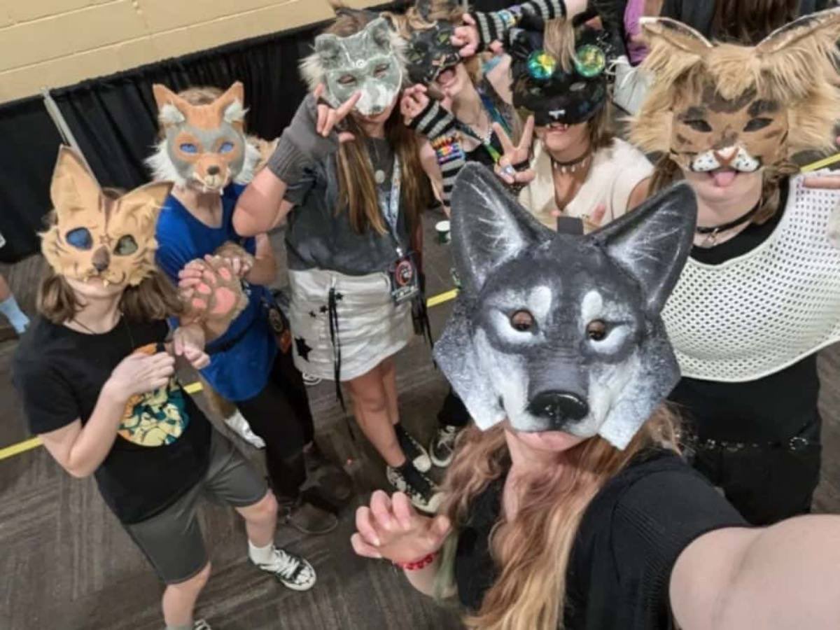 -El futuro está en manos de nuestra juventud!

-Nuestra juventud: