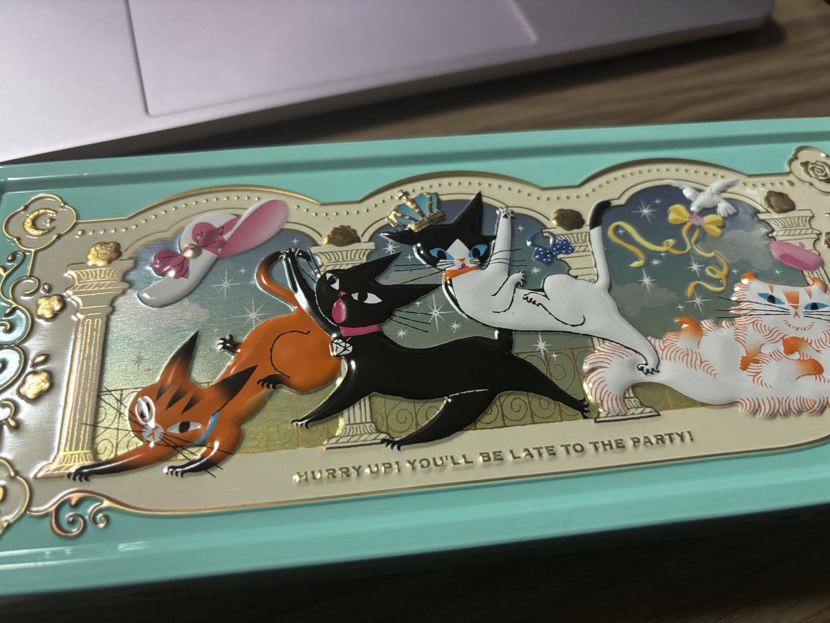 職場で頂いたバレンタインチョコ可愛すぎる☺️