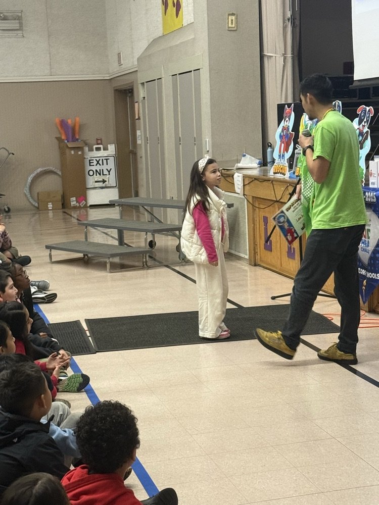 JulieCroy11's tweet image. During kindness week we kicked off the Kids Heart Challenge and participated in acts of kindness❤️#lvpride #weareBUSD