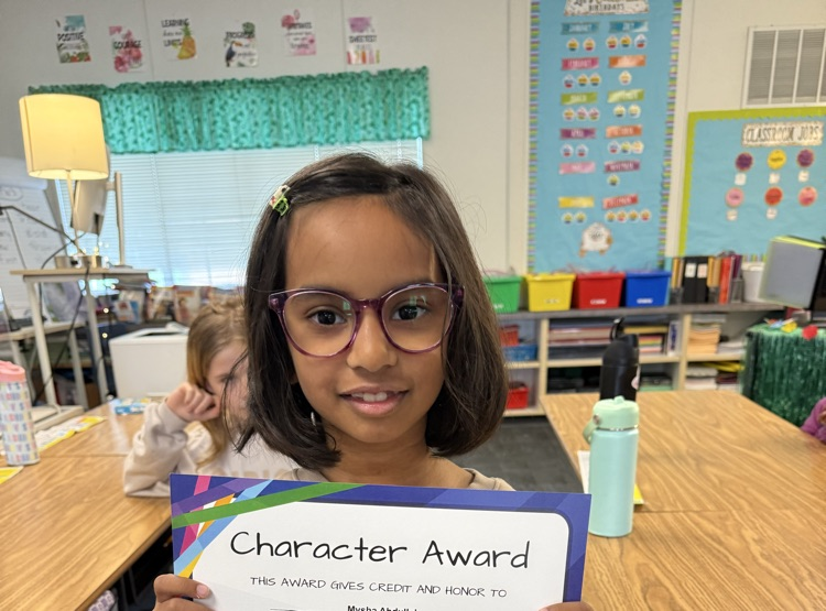 JulieCroy11's tweet image. During kindness week we kicked off the Kids Heart Challenge and participated in acts of kindness❤️#lvpride #weareBUSD