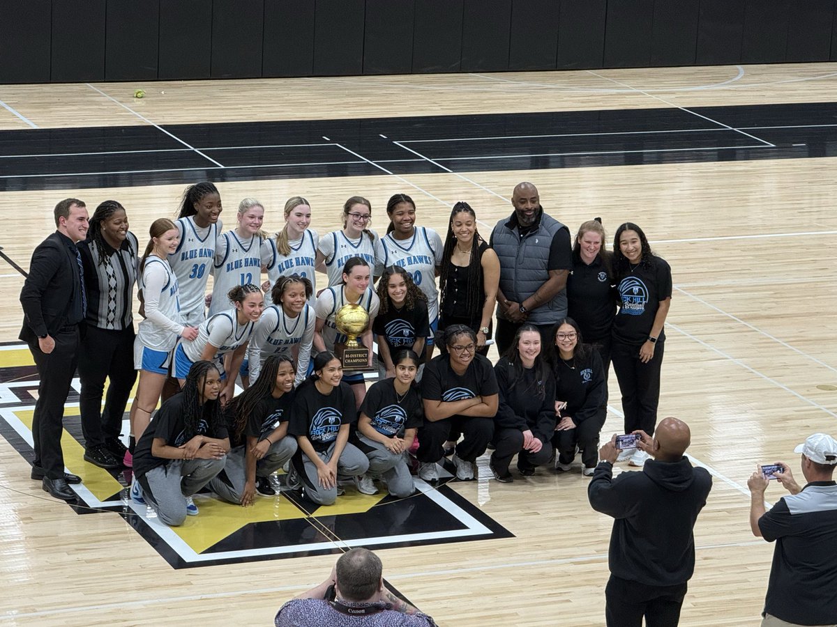 j_dangerfield5's tweet image. Congratulations to our Bi-District Champs @RockHillGBB and @KeenaMays23 🏆. #outworkyesterday