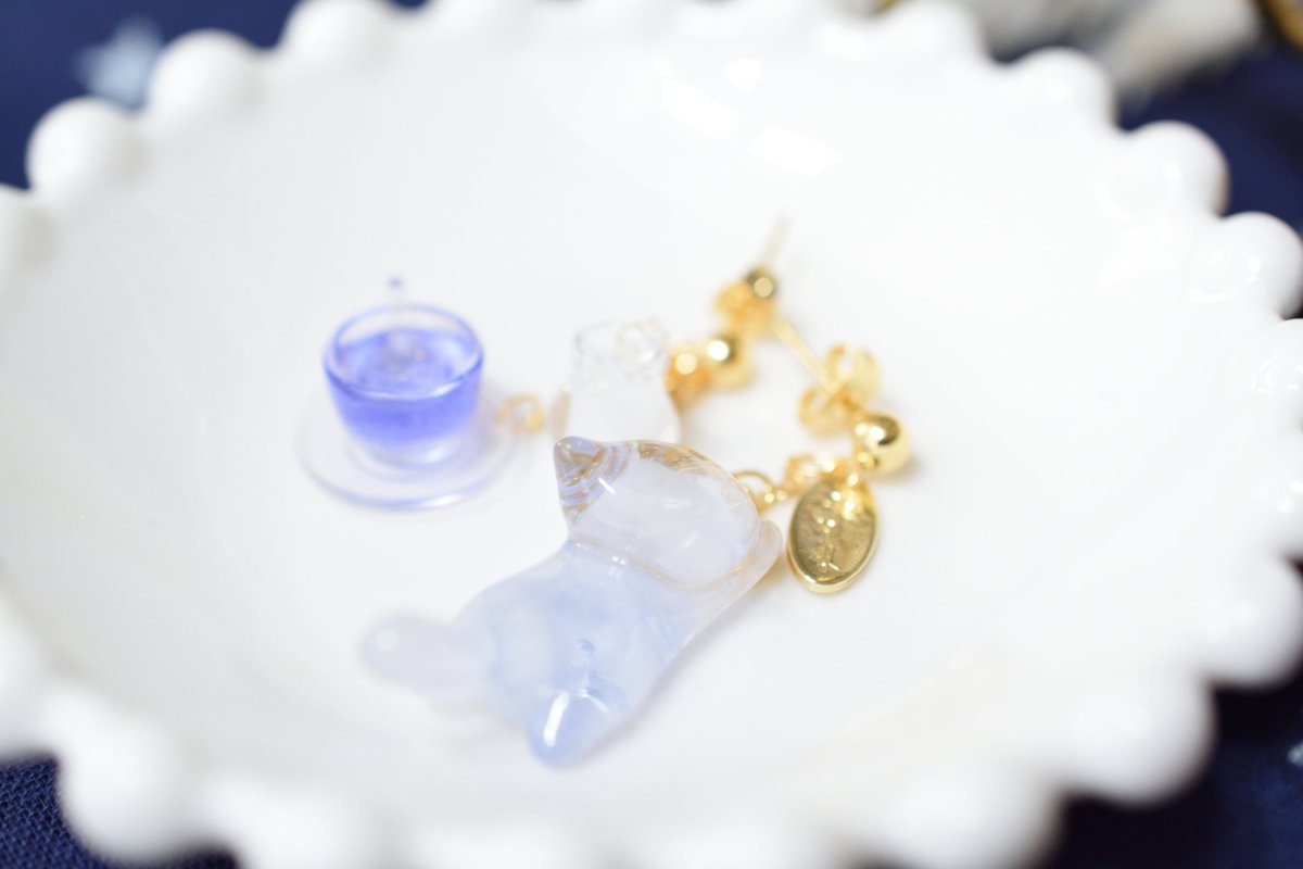 月に灯された喫茶店で、猫をモチーフとした作品を作っています。

✨委託先✨

🌙ハンドメイドガーデンズ at 池袋サンシャインシティ
🌙hakomittsu. at 大阪中崎町

YouTubeでは作りながら作業配信もしています、良かったら気軽にお越しください☕
ch→youtube.com/channel/UCGGIZ…

thanks <a href="/Lupopo_cafe/">*LUPOPO cafe&gallery* 三軒茶屋の糖質オフのケーキ専門カフェとハンドメイドのお店</a>