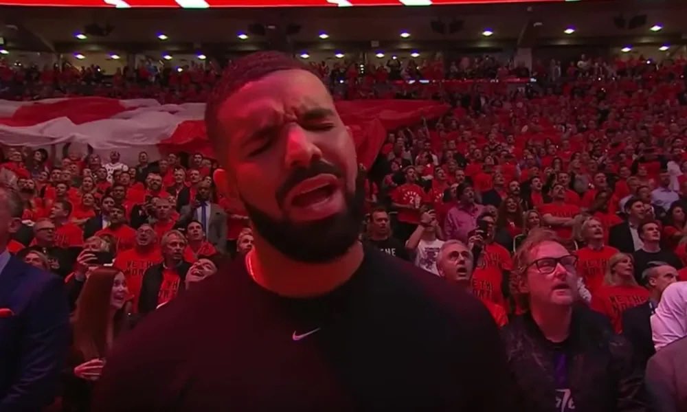 IM GREEDY FOR YOUR LOVINGGGGGG BABY