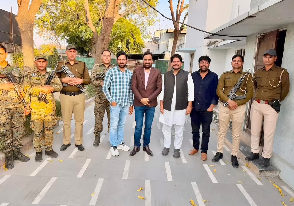 RajendraMantry_'s tweet photo. ❤️❤️
@hanumanbeniwal 
@MukeshBhakar_ https://t.co/wU4vnMFPCF