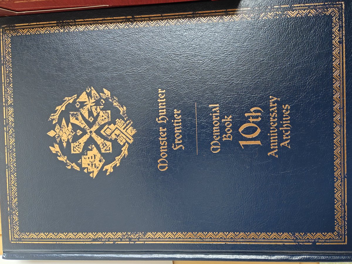 断捨離してたらこれまた懐かしいのが… これはさすがに捨てられないなぁ