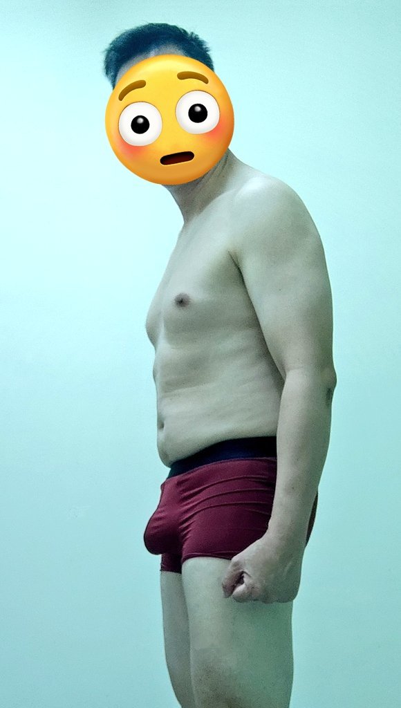 PecsJ1's tweet photo. 恭喜发财，新年新内裤 🫣🙈😆 #shy #newundie https://t.co/XoZMyf1vN6