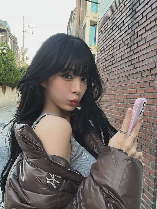 프로미스나인 
이채영 님이 상견례 문전박대상, 고부갈등상이라고
그러던데 

이왕이면 우리엄마랑 갈등을 빚었으면 좋겠다