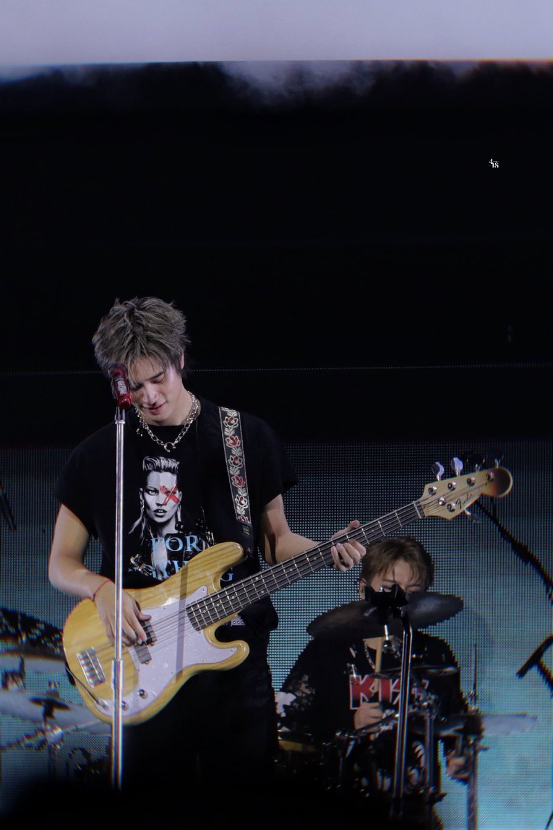 — 4.18Oct ‎𐙚 tweet media