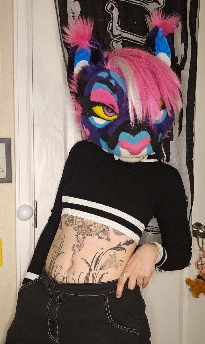 Bark for me. Be a good puppy and keep riding the knot, you're going to learn how to cum hands free with me