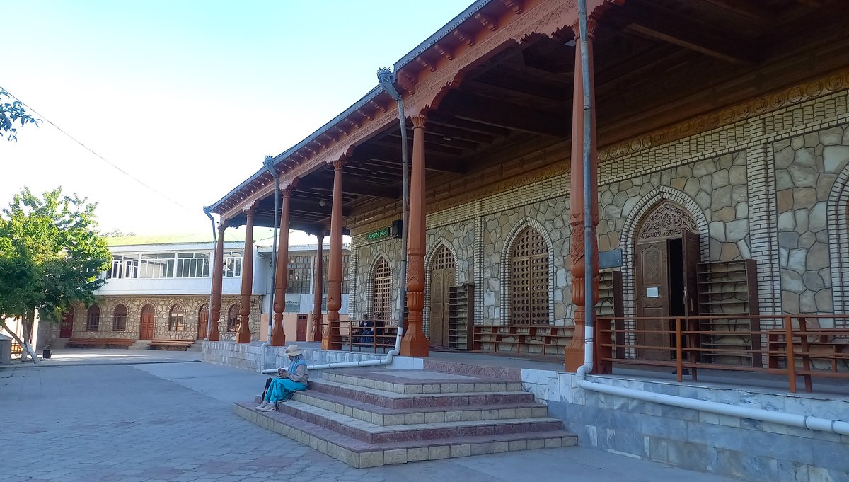 Ketika foto ngasal, tapi lo di Panjakent.