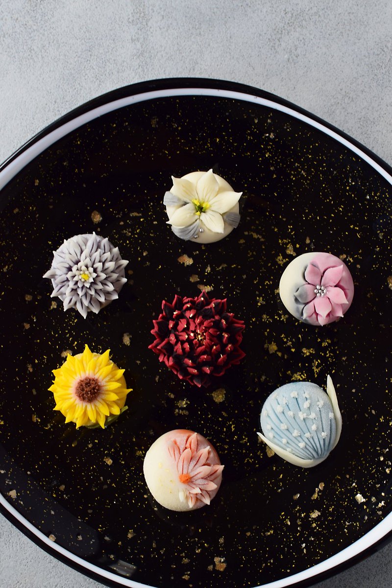 HANA和菓子ファンアートチャレンジ、全員集合！

私の「好き」がだだ漏れ中！

それぞれの和菓子については過去投稿で
テーマや想いも語っています。

見守ってくださった皆様、本当にありがとうございました！

密かに続編も検討中、、、

#HANA
#HANA_FANART