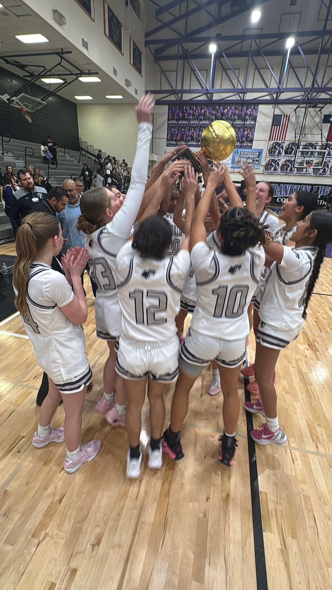 FranklinHS_GBB's tweet photo. Bi-district Champs once again!!!!!

@TXFHSCougars @EPISDathletics @Fchavezeptimes @TXHSGBB @EPSports915 @mtz_media915 @SamGuzmanTV @RTorres_lll https://t.co/wTSwO2IQLL