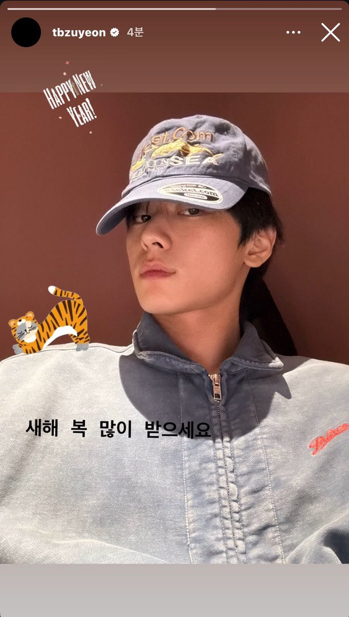 진짜 활짝우슴………..