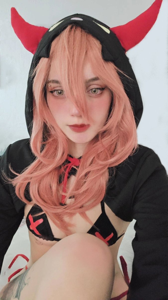 katspooky_exe's tweet photo. I wouldn't mind losing some of my life if I could touch you even a little 🖤
#COSPLAYMODE掲載オーディション #chainsawmancosplay #angeldevil https://t.co/LGIgMzVLfl