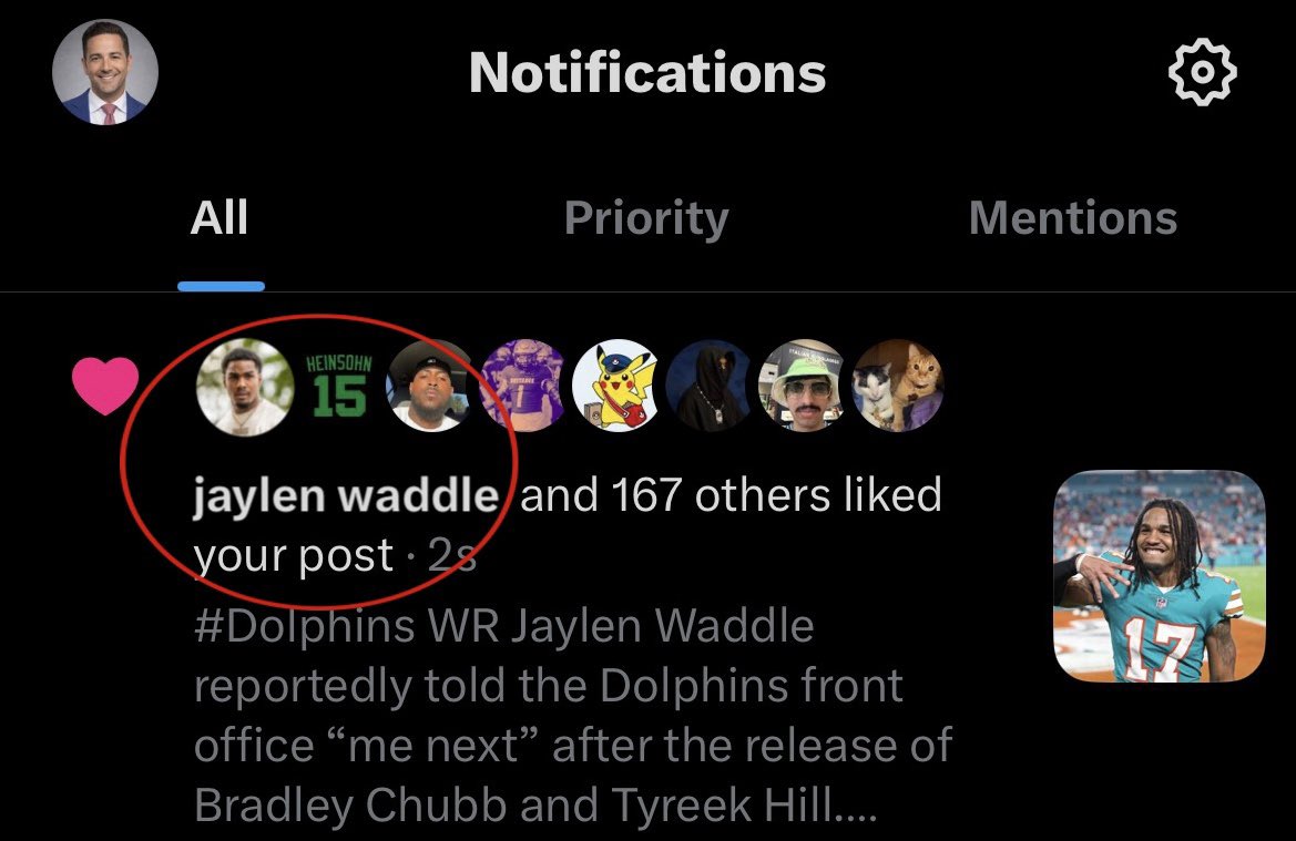 AdamFerrellNFL's tweet image. JAYLEN WADDLE LIKED THE POST 😂😭