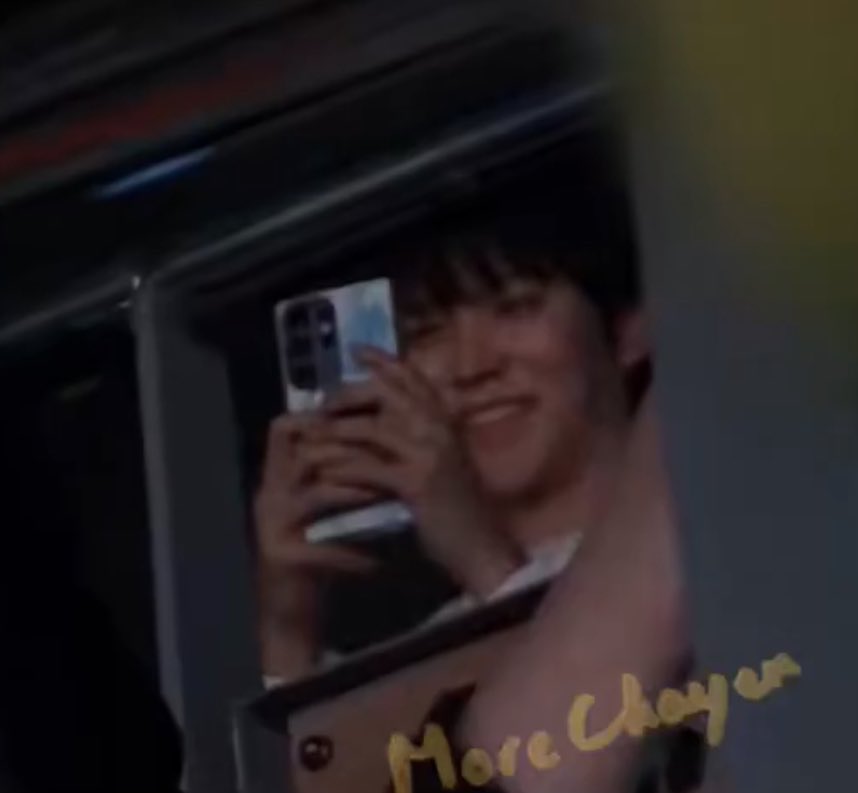 จั้นตอนถ่ายแกบนเวทีก็เป้นแบบนี้แหละแต่อาจจะไม่น่ารักเท่าแกนะอ้วม